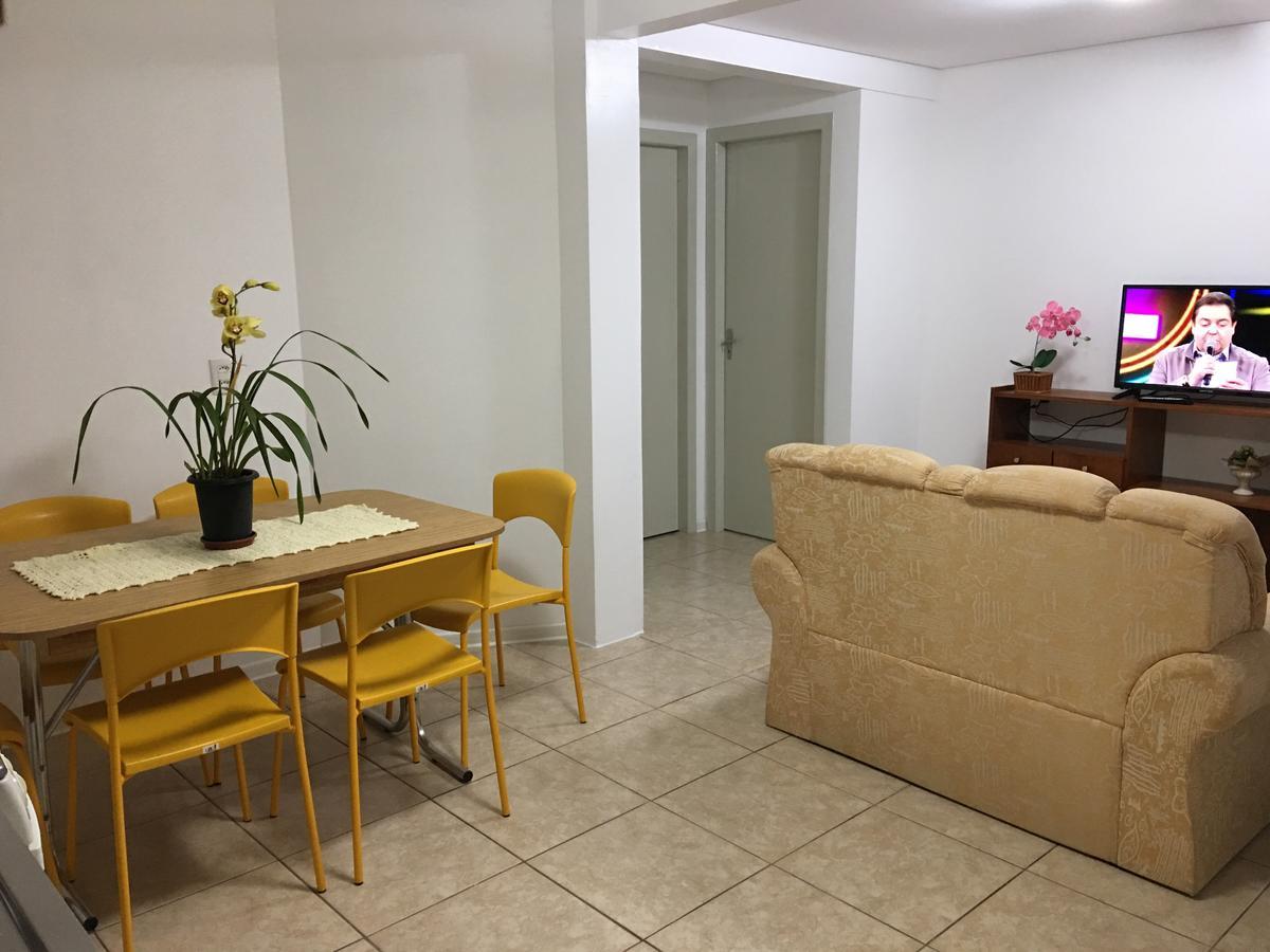 Confortavel Residencia Em Карлус-Барбоза Экстерьер фото
